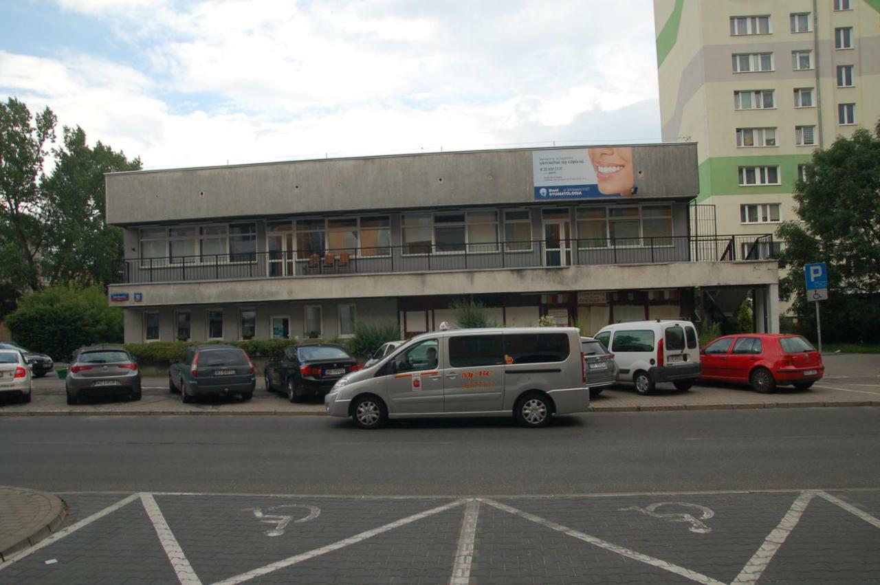 Hostel Family Erasmus Center Varsovia Exterior foto